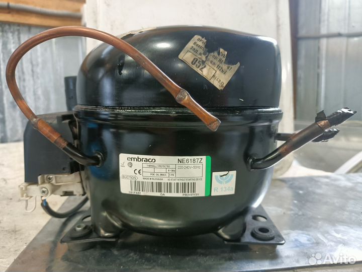 Компрессор для холодильника витрины