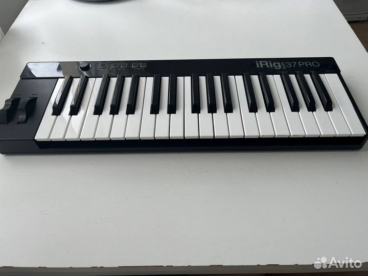 Midi-клавиатура iRig Keys 37 PRO