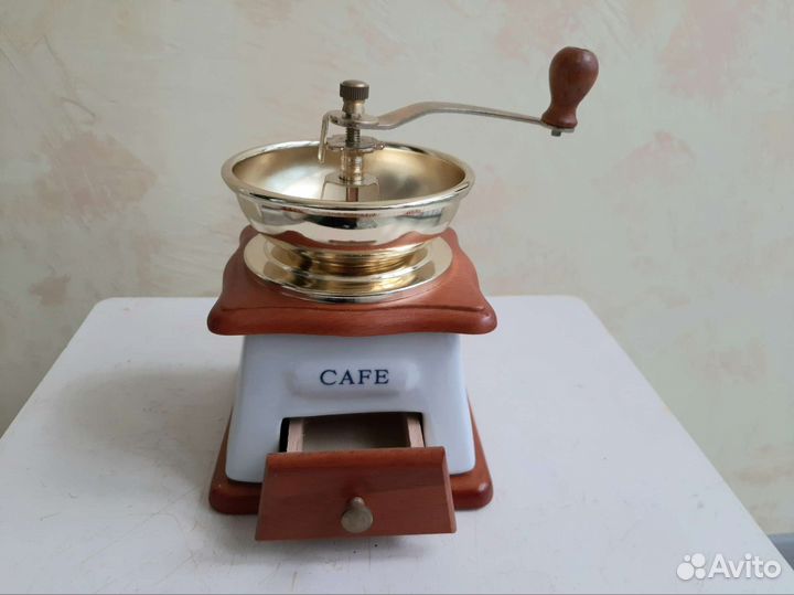 Кофемолка ручная