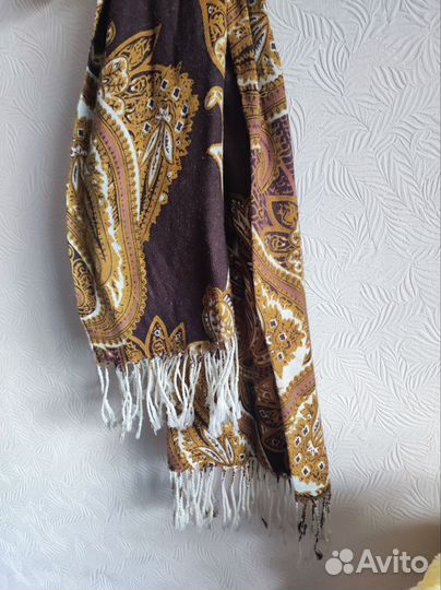 Шарфы и пончо