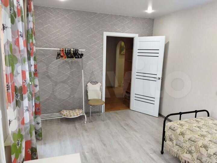 2-к. квартира, 55 м², 3/9 эт.