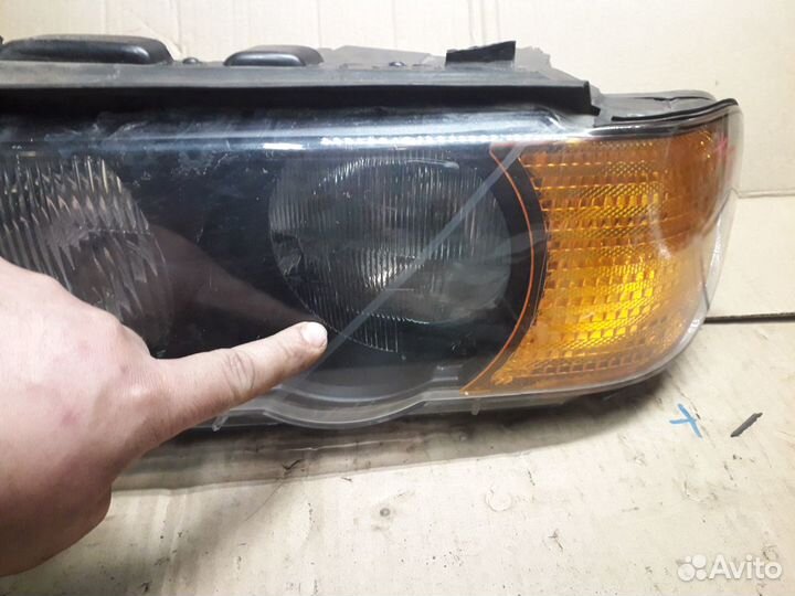 Фара левая BMW X5 (E53)