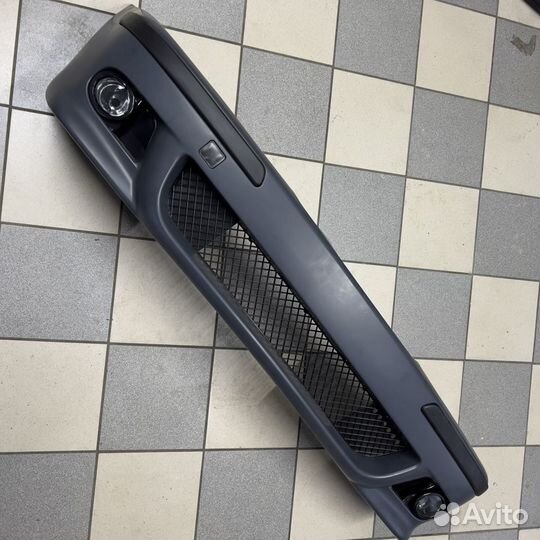 Передний бампер BMW E39 M5 abs