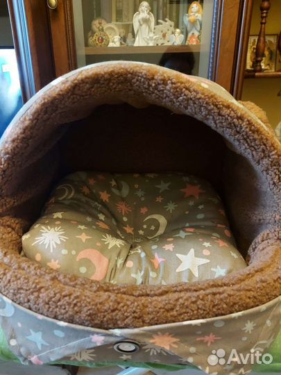 Домик для маленькой собачки