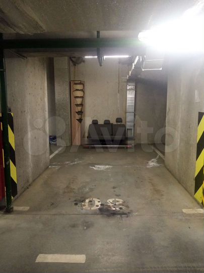 Машиноместо, 19 м²