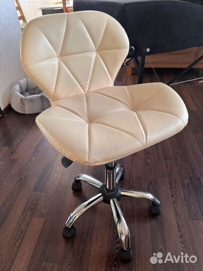 Стул для наращивания ресниц