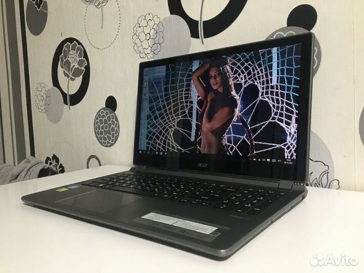 Игровой Acer с сенсорным экраном Nvidia 720M/8GB