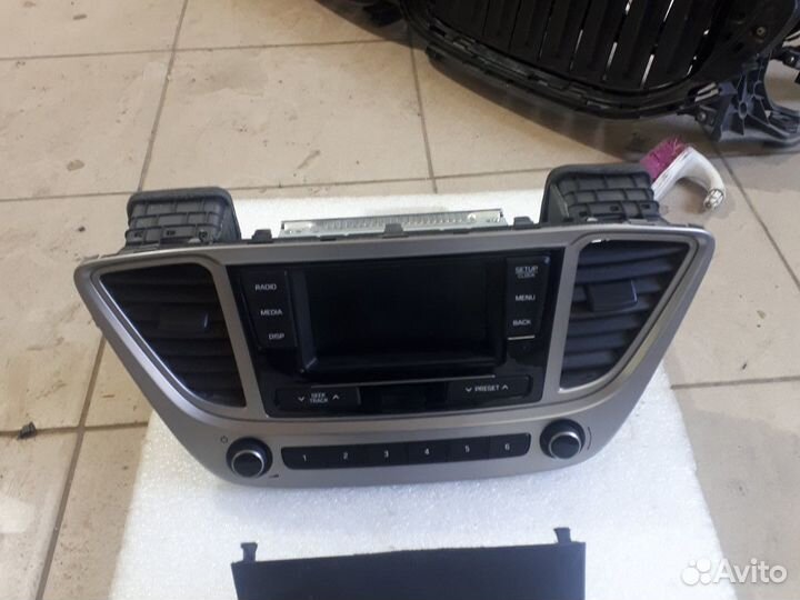 Штатная магитола Hyundai Solaris 17- с блоком Usb