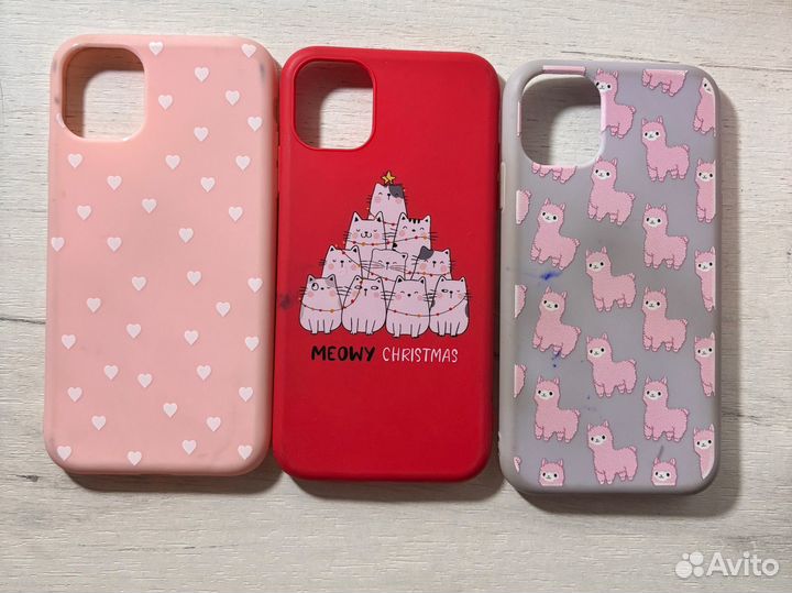 Чехлы на iPhone 11
