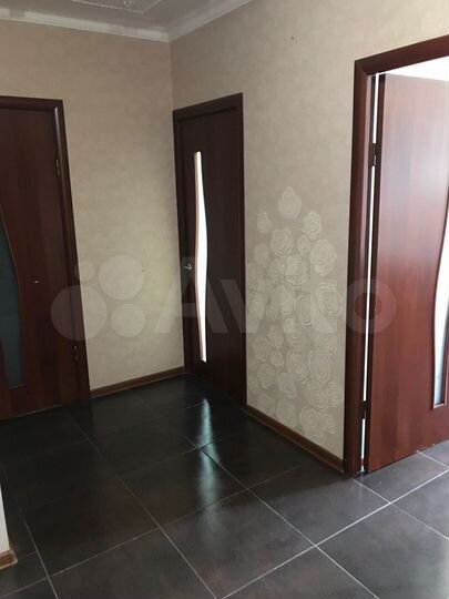 2-к. квартира, 70 м², 2/6 эт.