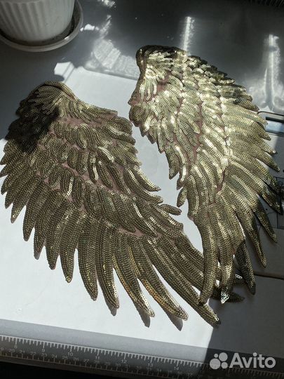 Термонаклейки на одежду крылья из пайеток