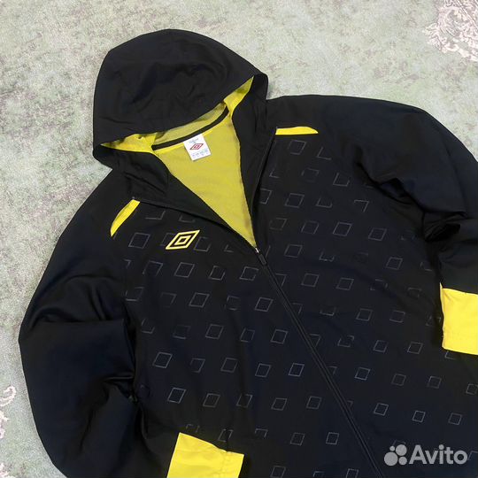 Ветровка Umbro (Nike Adidas Under Jordan Champion)