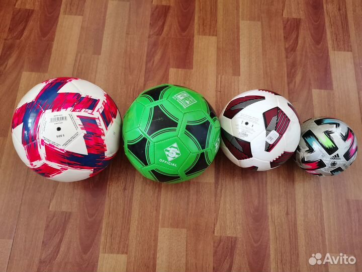 Футбольные мячи