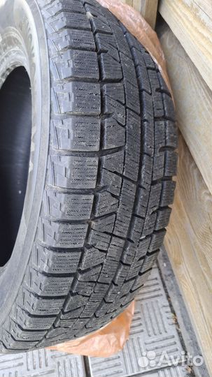 Yokohama Ice Guard IG50 215/65 R16