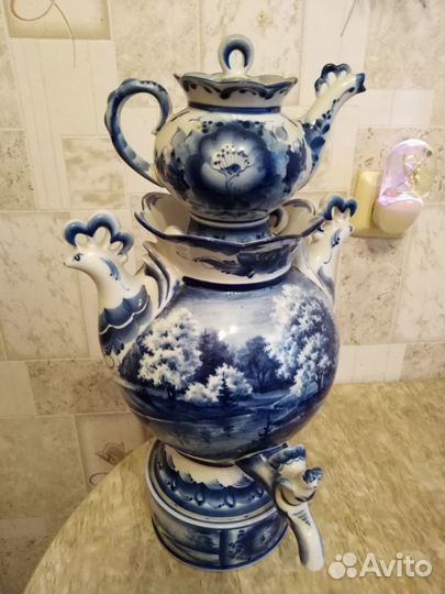 Гжель. Самовар фарфоровый с чайником