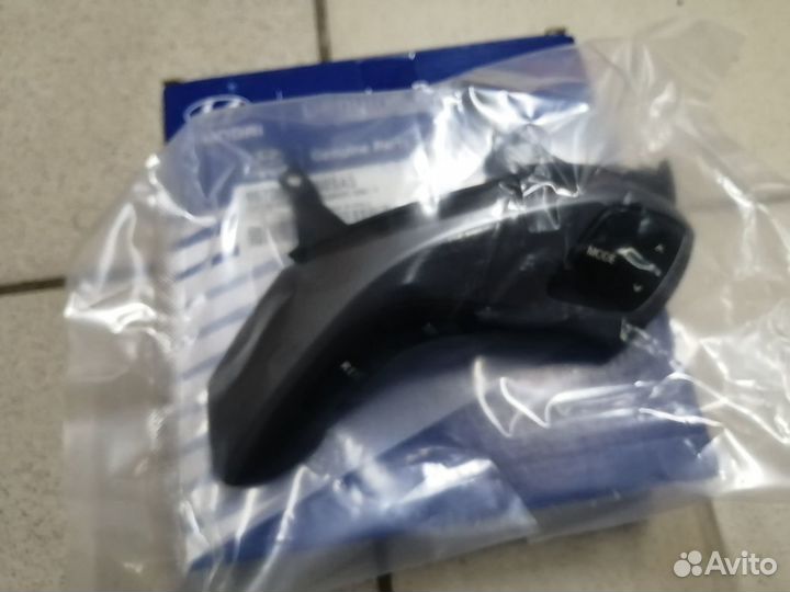 Кнопки на руле Элантра. Новый. Оригинал