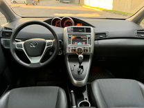 Toyota Verso 1.8 CVT, 2012, 108 000 км, с пробегом, цена 1 540 000 руб.