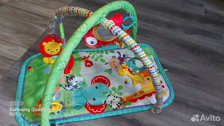 Игрушки от 0 пакетом fisher price, chicco