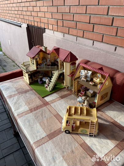 Sylvanian Families большой дом со светом, мебель