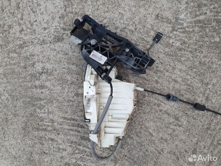 Замок задней правой двери для Mercedes W221