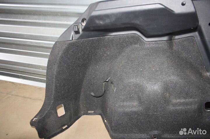 Обшивка багажника (левая) mitsubishi ASX 2010