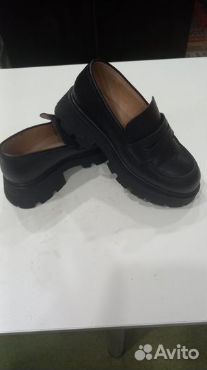 Лоферы женские 36 размер кожаные