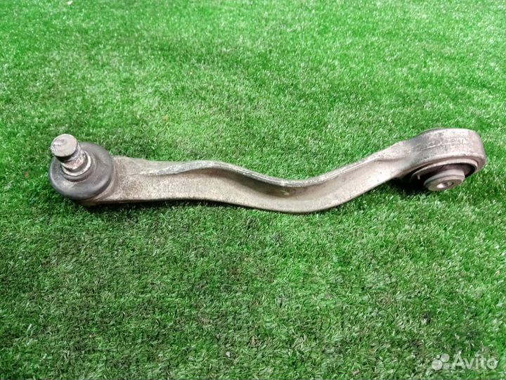 Рычаг подвески передний правый Audi A4 8E B7 BGB