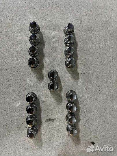 Болты на Тойоту 21 размер