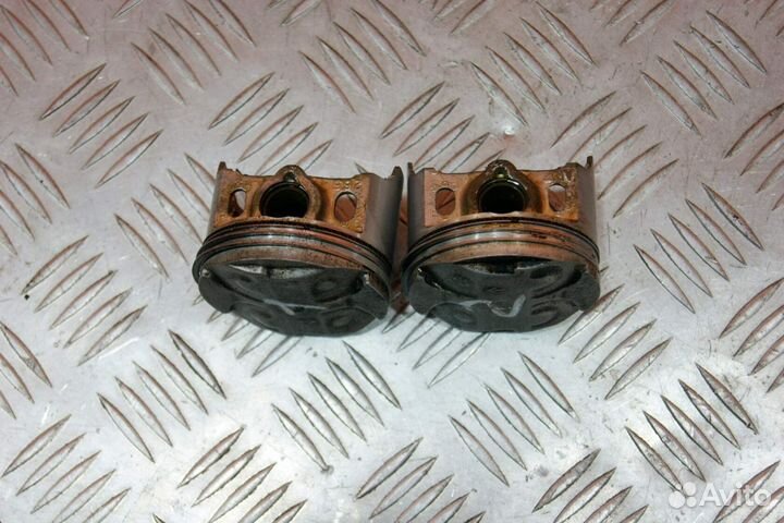 Блок цилиндров с поршнями Kawasaki ZZR250