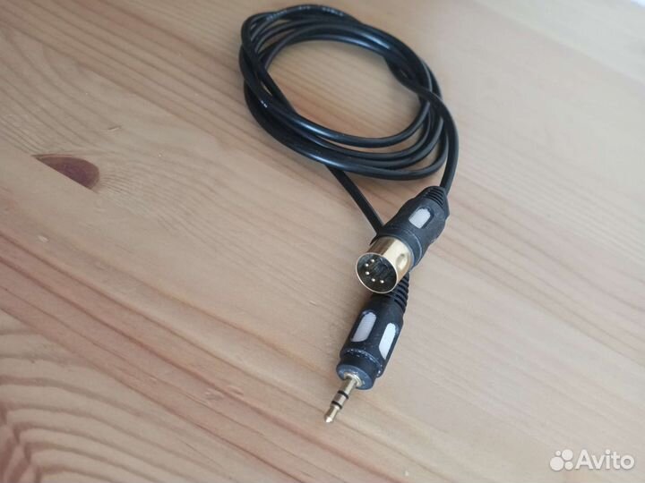 Шнур 3,5мм штекерDin 5 pin. 1,5м