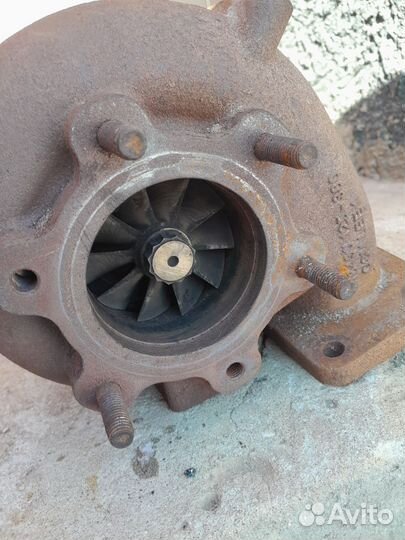 Турбина на мерседес actros