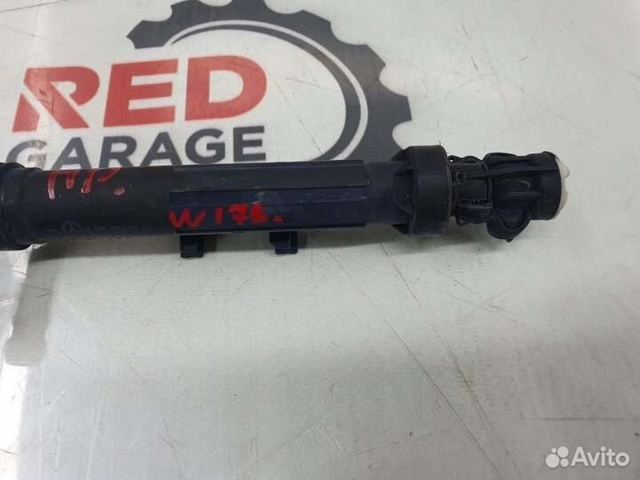 Форсунка омывателя фар правая Mercedes-Benz