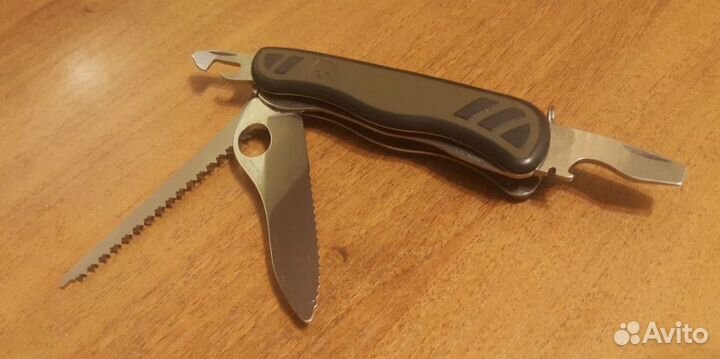 Нож складной Victorinox Military 0.8461.mwch