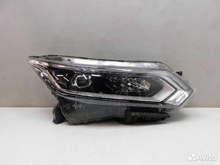 Фара правая Nissan Qashqai