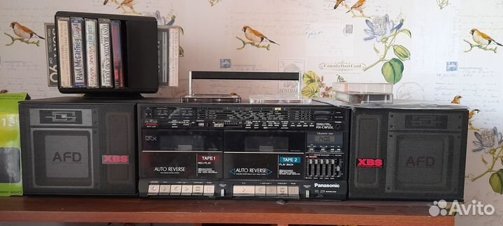 Двухкассетный магнтофон