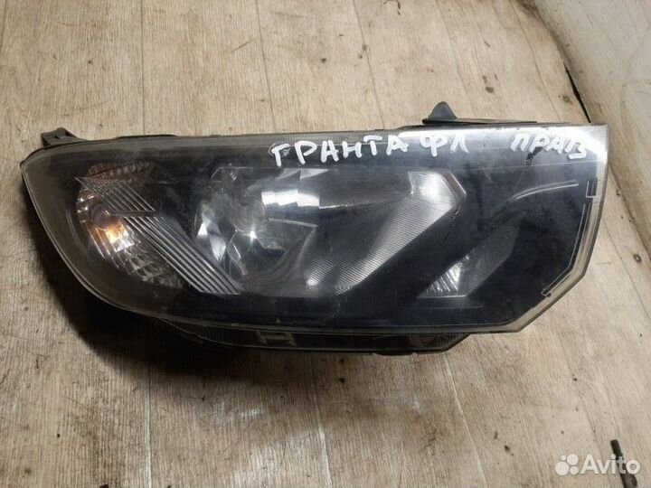 Фара правая Лада Гранта универсал 11186 2020