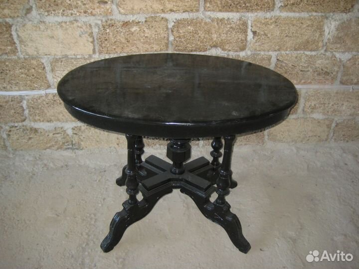 Деревянный овальный стол. Россия - конец XIX века