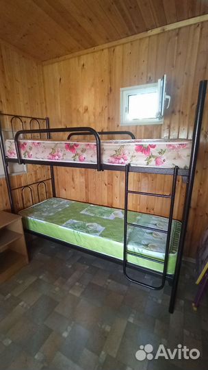 Двухъярусная кровать