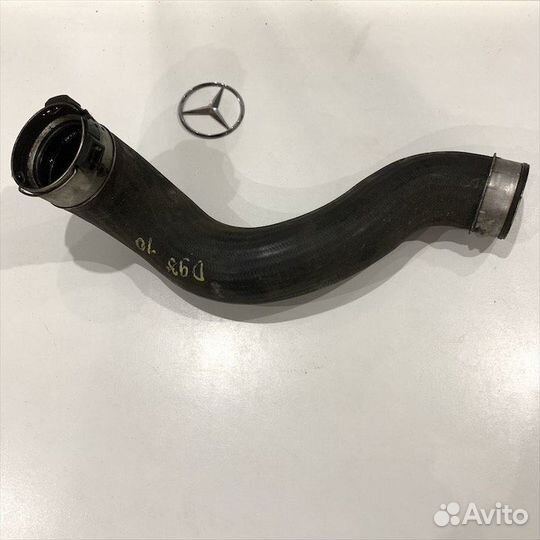 Патрубок интеркуллера правый Мерседес OM642