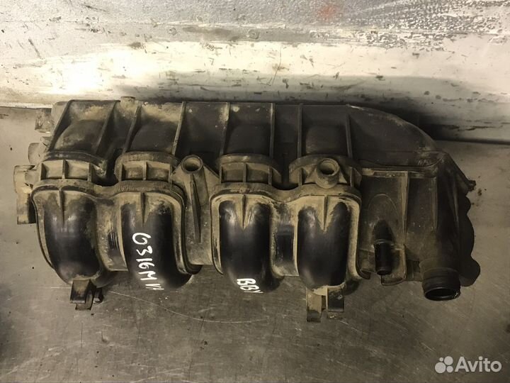 Коллектор впускной BBY 1.4 Vag VW Skoda Seat Audi