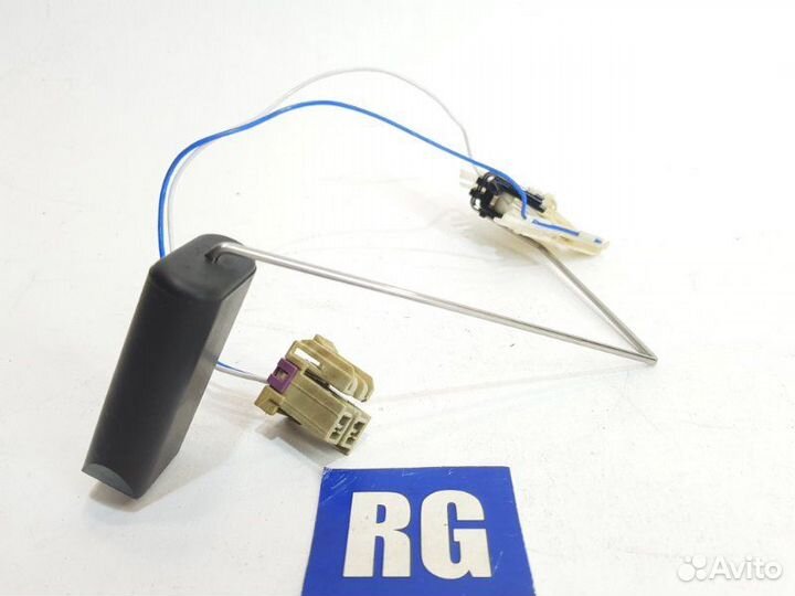 Датчик уровня топлива Opel Antara 2.2 A22DM 2011