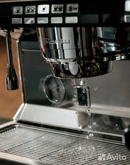 Nuova Simonelli Aurelia II 2 GrV высокие группы