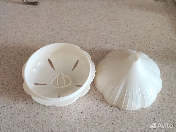 Контейнер для чеснока и лука