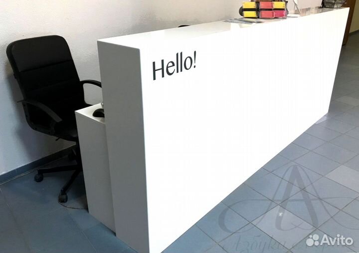 Ресепшн для клиники кварцевого агломерата