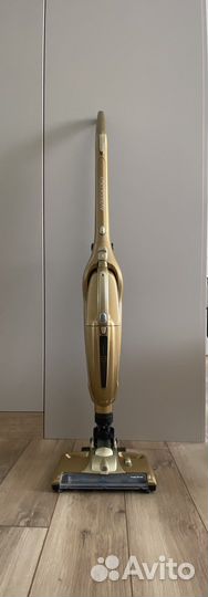 Вертикальный пылесос