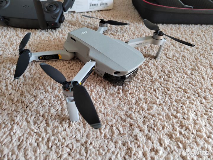 Квадрокоптер DJI Mavic Mini