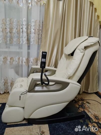 Массажное кресло