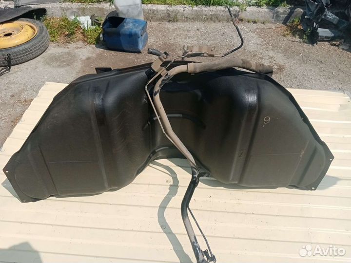 Топливный бак infiniti g35 v36 VQ35HR 2006