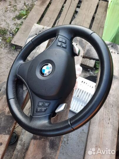 Спорт руль с лепестками бмв Е90 Е91 Е92 Е93