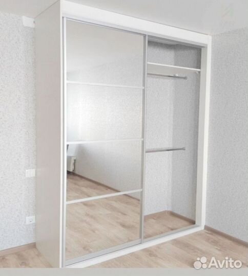 Угловой шкаф купе